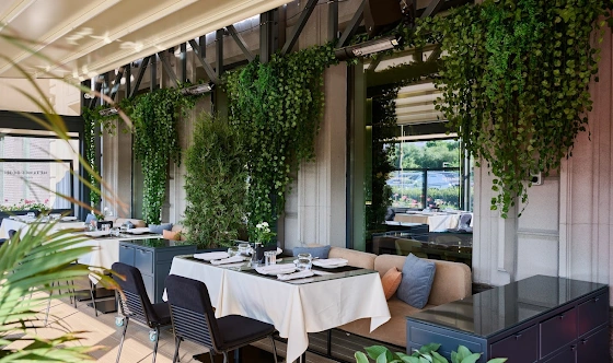 Фото №3 зала Ресторан «Метаморфозы.Лето»