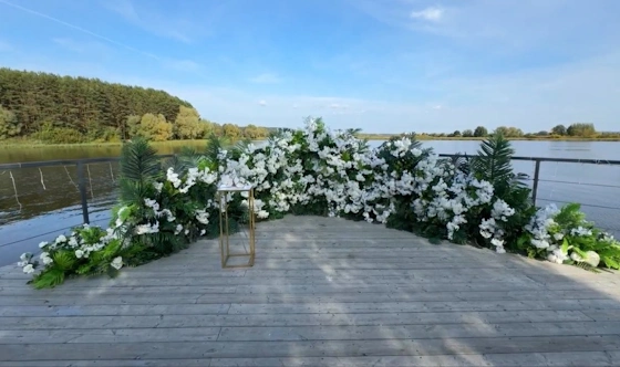 Фото №7 зала Открытая площадка "Мыс"