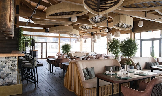 Фото №4 зала Новый летний ресторан Шале