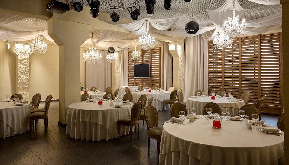 Фото №15 зала Банкетный зал «Каре»