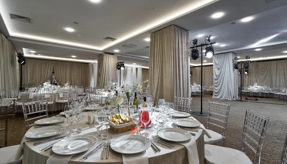 Фото №1 зала Зал «Губернаторский»