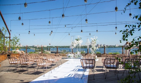 Фото №5 зала Веранда на крыше