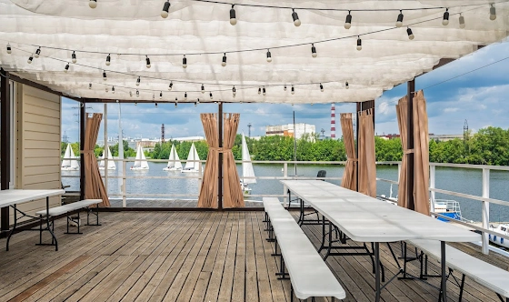 Фото №2 зала Летняя веранда