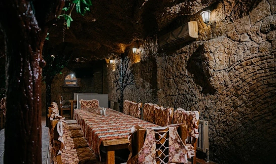 Фото №13 зала Зал «Пещера»