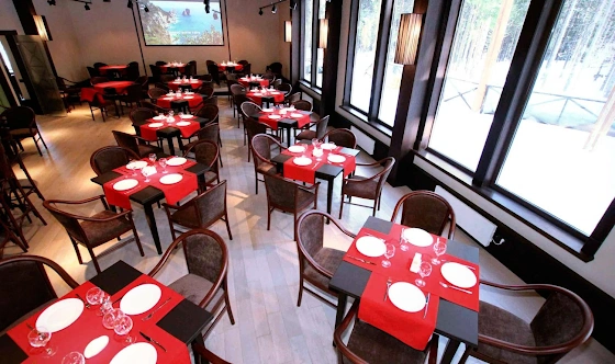 Фото №3 зала Ресторан