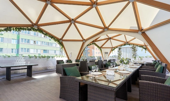 Фото №6 зала Летний шатер на крыше