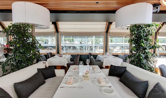 Фото №4 зала Застекленная палуба 