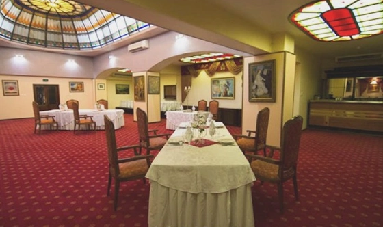 Фото №3 зала Зал «Витражный»