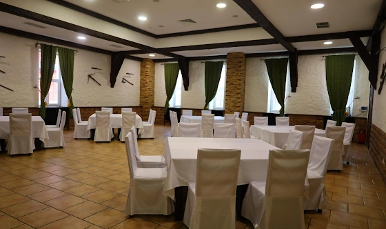 Фото №2 зала Привал 