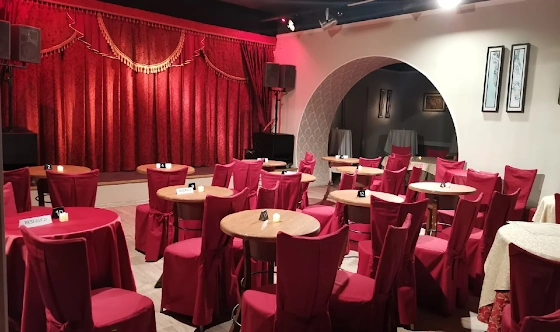 Фото №2 зала Зал «Клубный театр»