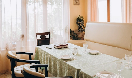 Фото №2 зала Кабинка