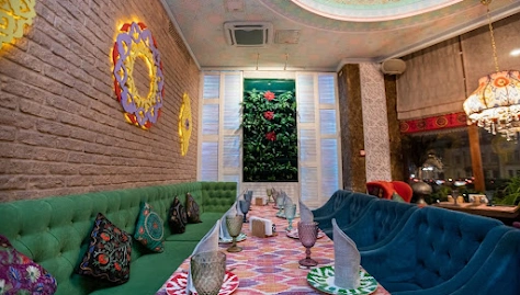 Фото №2 зала Цветной зал