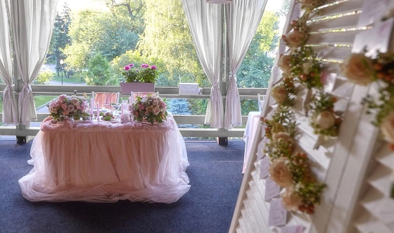 Фото №16 зала Веранда 2 этажа 