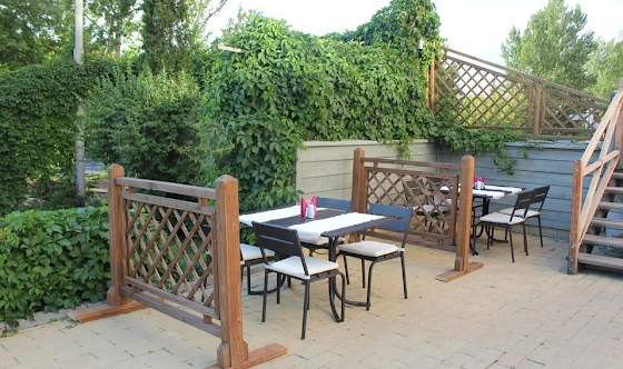 Фото №4 зала Летняя веранда