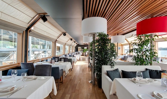 Фото №17 зала Застекленная палуба 