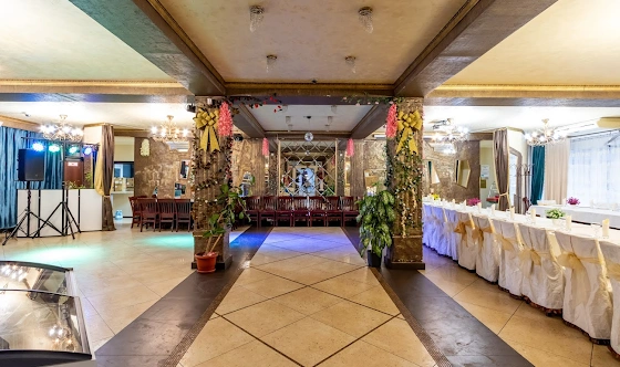 Фото №4 зала Основной зал