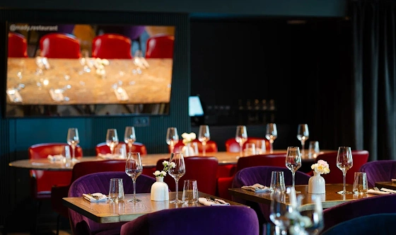 Фото №13 зала Ресторан Mady
