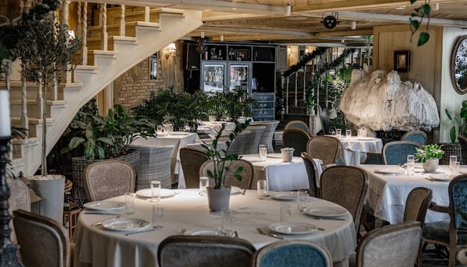 Фото №2 зала Первый этаж 