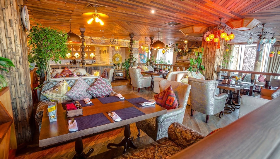 Фото №20 зала Основной зал ресторана 