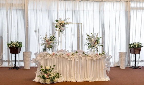 Фото №1 зала Банкетный шатер "Кристалл"