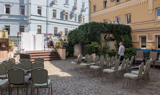 Фото №1 зала Веранда