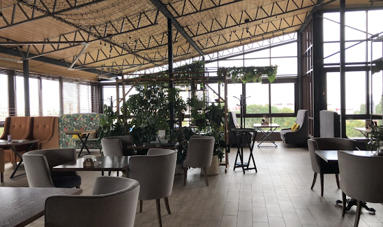 Фото №1 зала Основной зал ресторана 