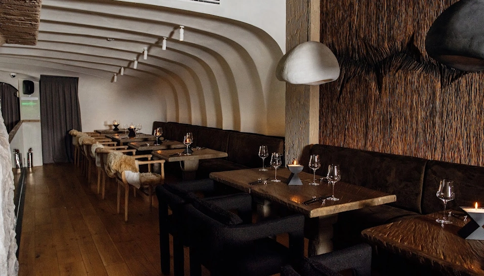 Фото №1 зала Балконы 