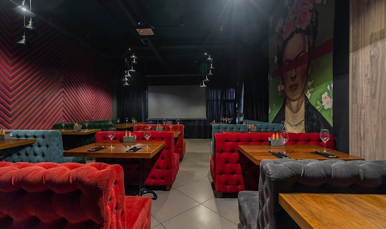 Фото №4 зала Зал "Караоке"