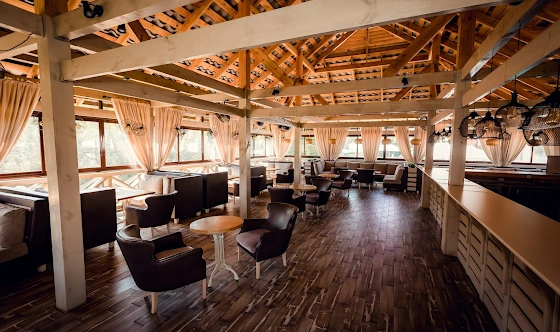 Фото №4 зала Летняя веранда