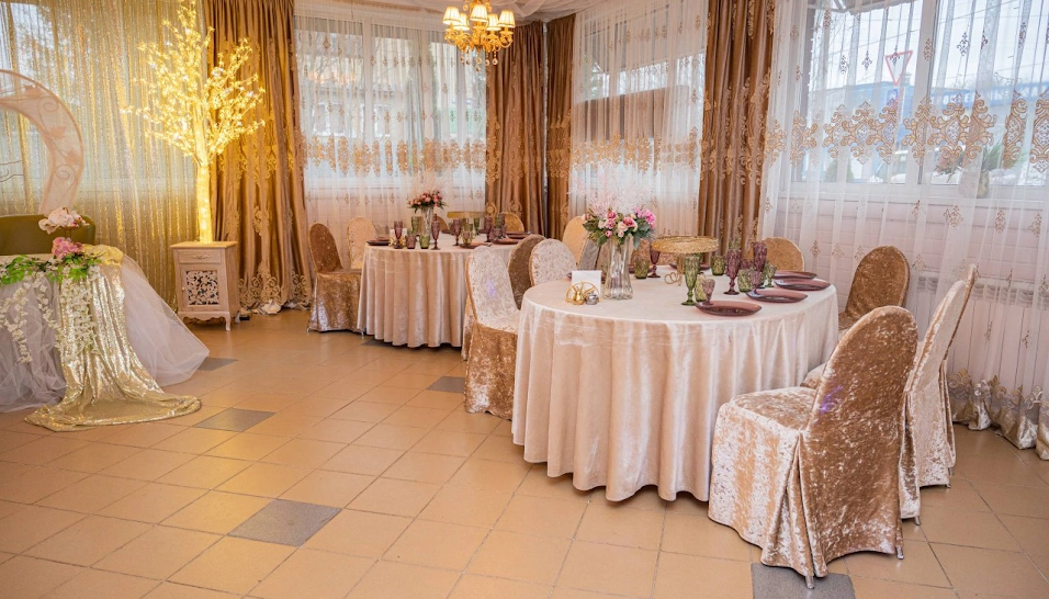 Фото №1 зала Коттедж с банкетным залом