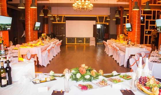 Фото №1 зала Зал на 100 человек